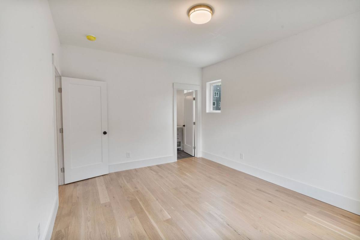 Apartment for rent at 129 French St, Charlotte, NC 28216