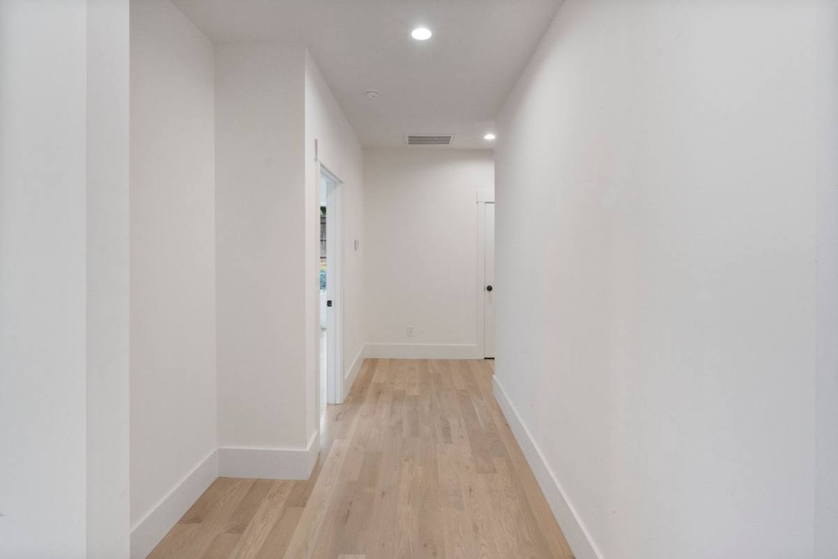 Apartment for rent at 129 French St, Charlotte, NC 28216
