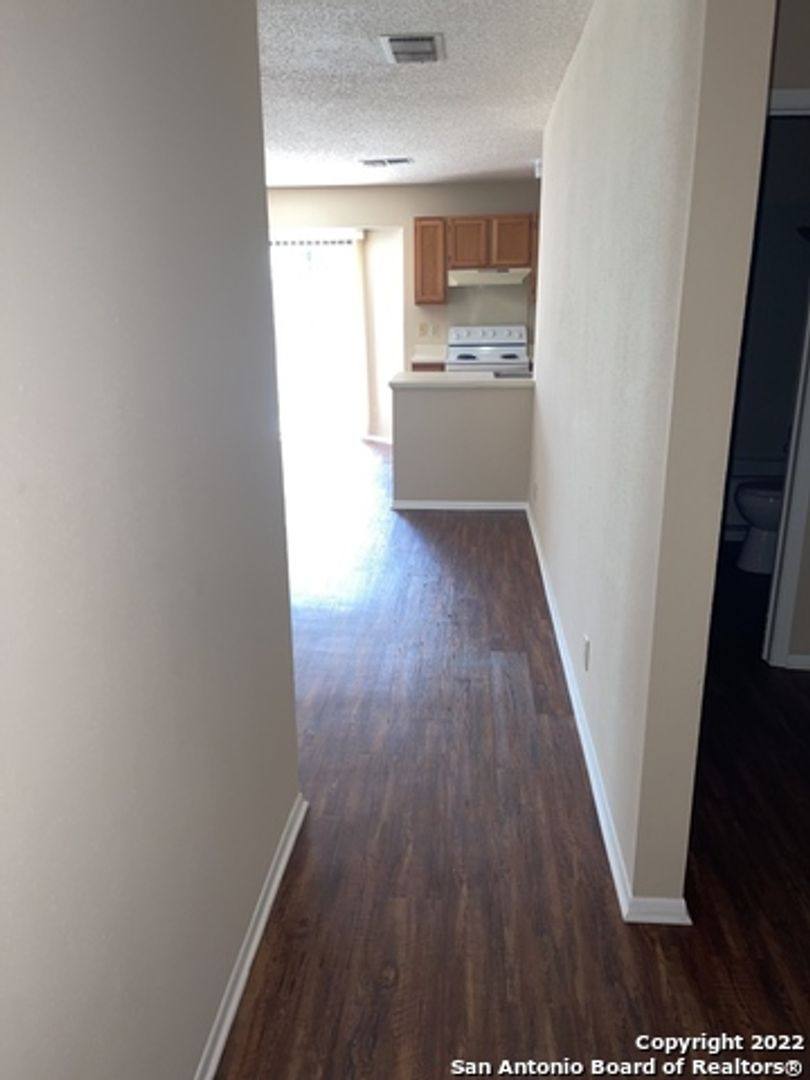 Townhouse for rent at 11739 Spring Club, San Antonio, TX 78249
