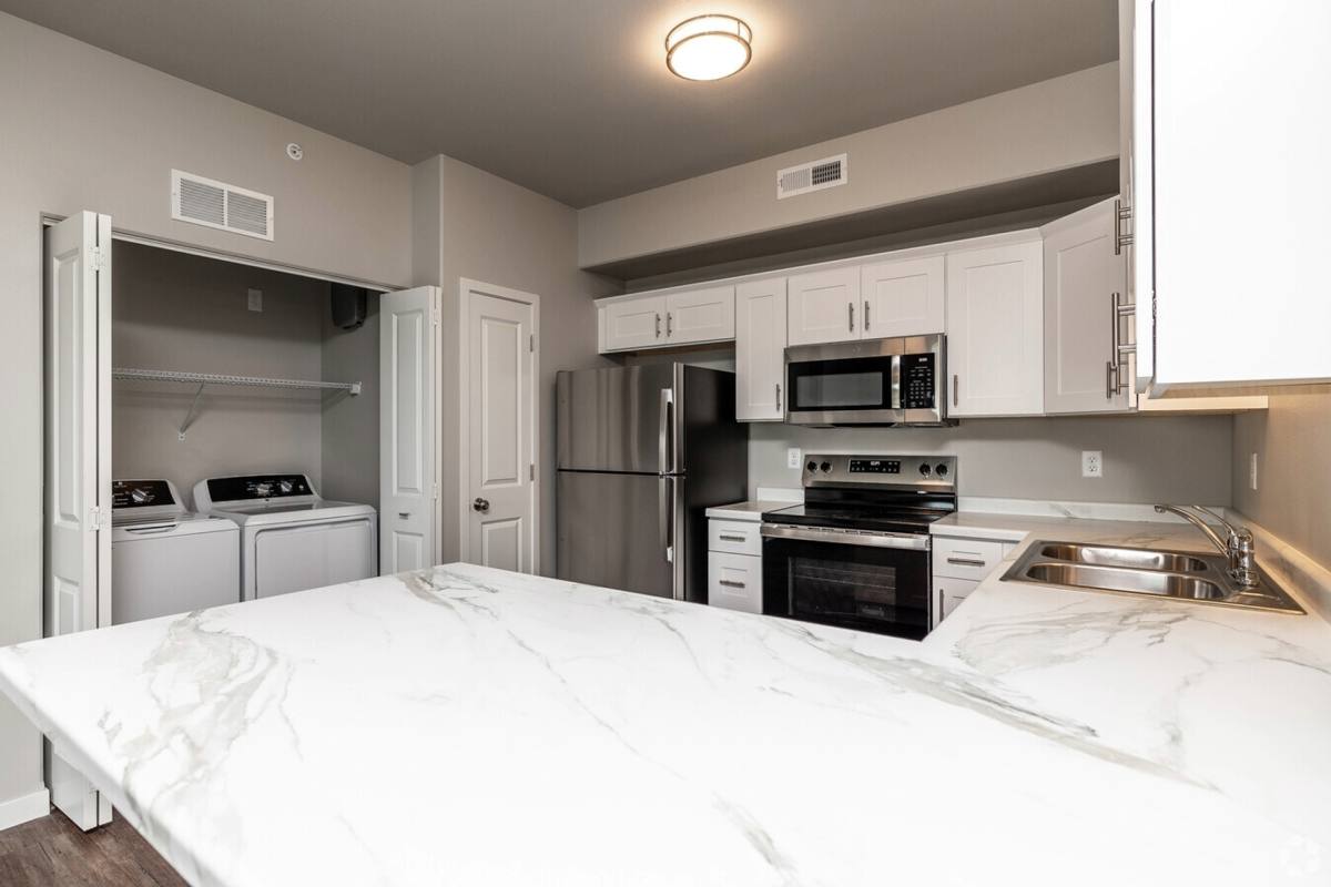 Apartment for rent at 204 Sycamore Dr, West Branch, IA 52358