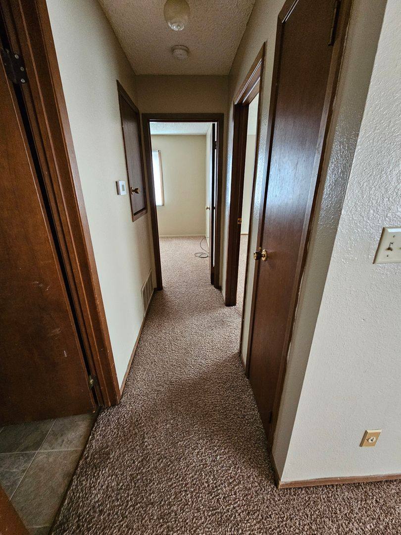 Apartment for rent at 3621 Sager Ave, Waterloo, IA 50701