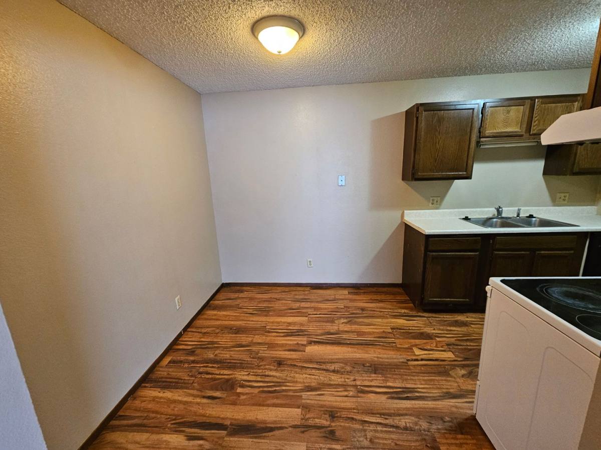 Apartment for rent at 3621 Sager Ave, Waterloo, IA 50701