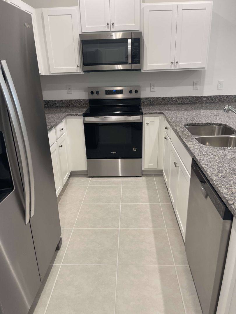 Townhouse for rent at 132 Royal Ranch Rd, Groveland, FL 34736