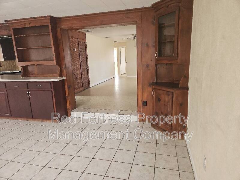 House for rent at 2530 Kennesaw St, Fort Myers, FL 33901