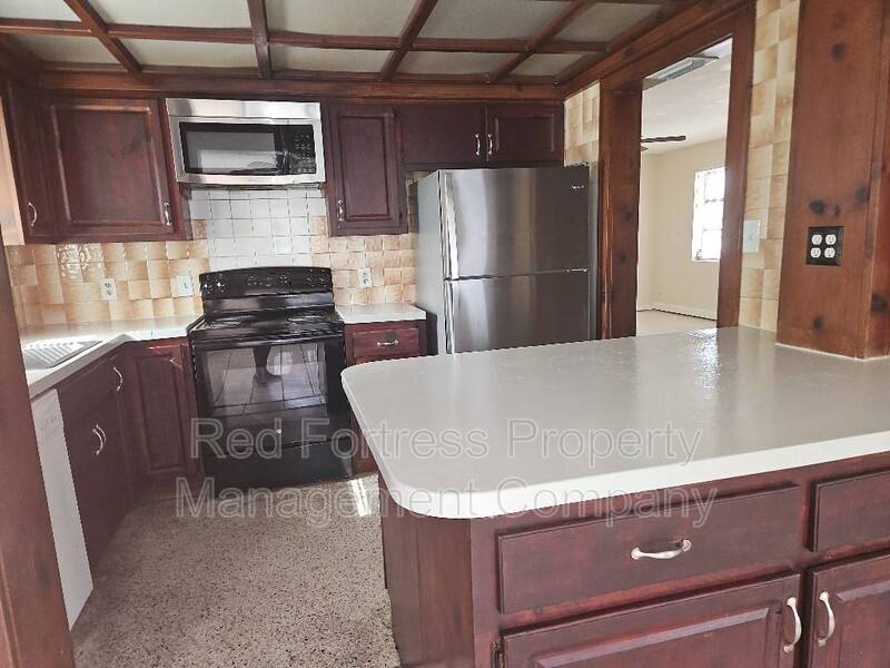 House for rent at 2530 Kennesaw St, Fort Myers, FL 33901