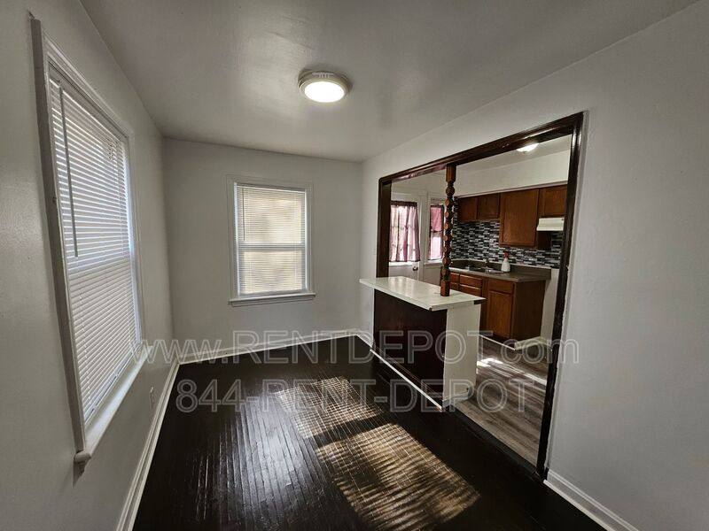 Townhouse for rent at 1133 Bayard Park Dr #B, Evansville, IN 47714