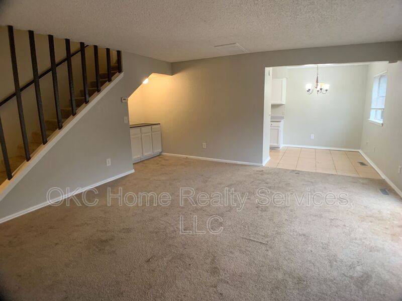 House for rent at 1314 Pennington Ave, Edmond, OK 73012