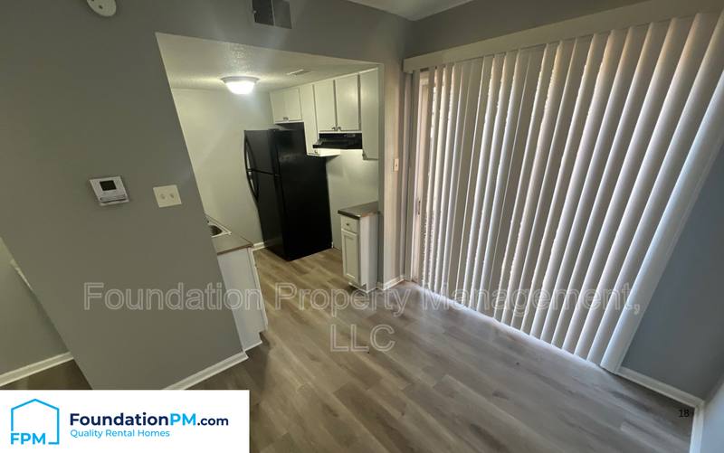 House for rent at 5224 Flowering Peach Dr #1, Memphis, TN 38115