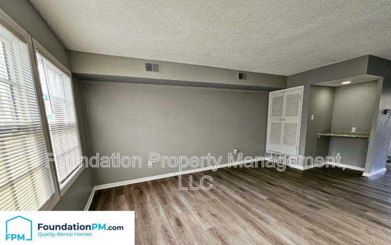 House for rent at 5224 Flowering Peach Dr #1, Memphis, TN 38115