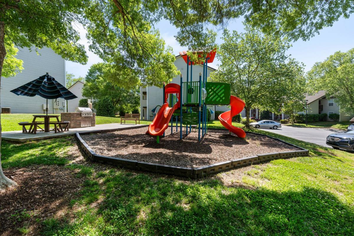 Apartment for rent at 110 Ridge Mill Circle, Lexington, NC 27295