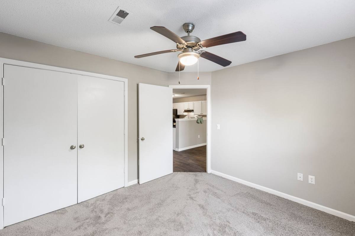 Apartment for rent at 110 Ridge Mill Circle, Lexington, NC 27295