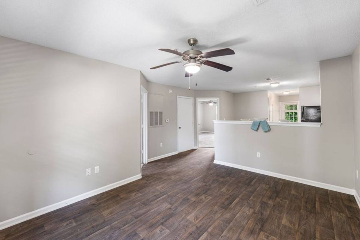 Apartment for rent at 110 Ridge Mill Circle, Lexington, NC 27295