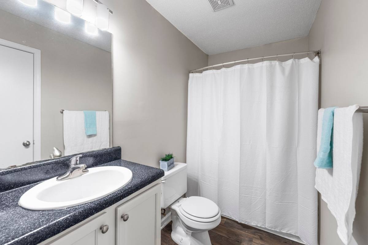 Apartment for rent at 110 Ridge Mill Circle, Lexington, NC 27295