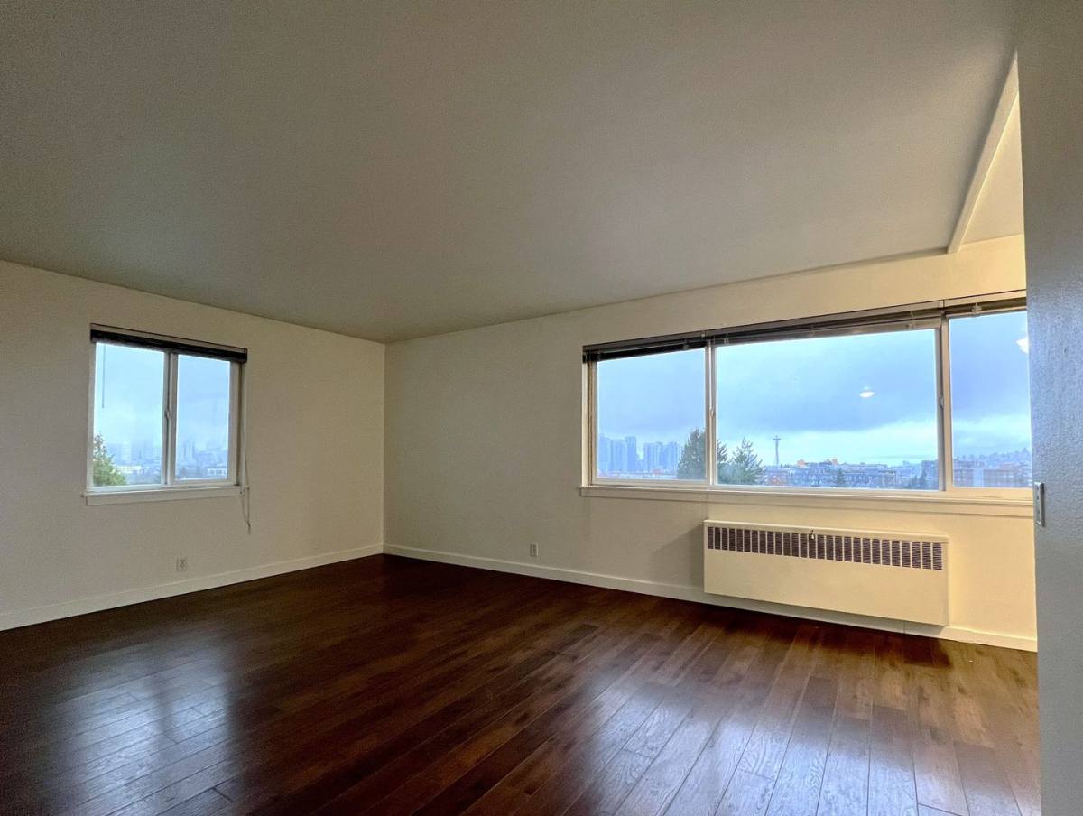 Apartment for rent at 535 13th Ave E, Seattle, WA 98102