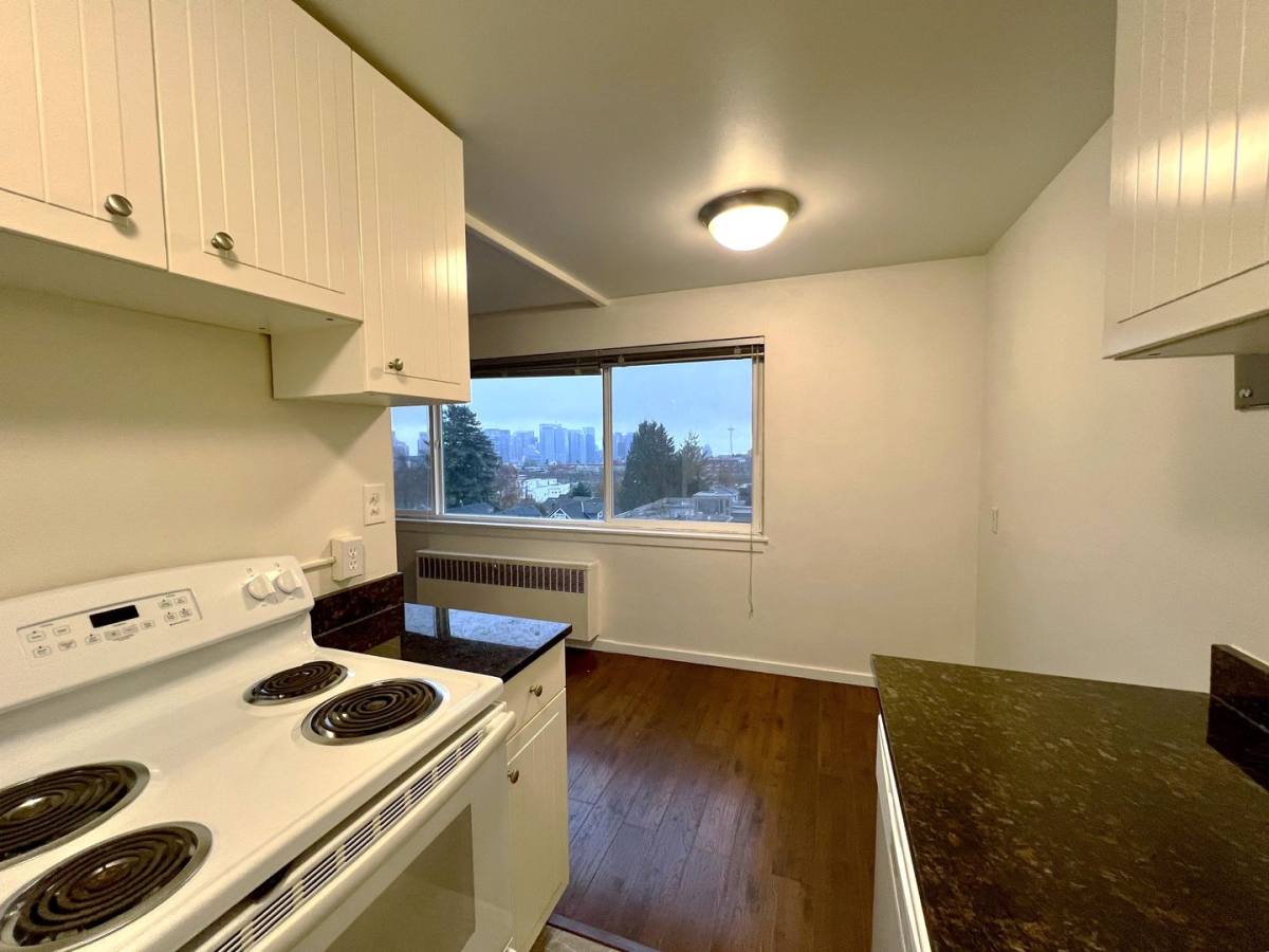Apartment for rent at 535 13th Ave E, Seattle, WA 98102