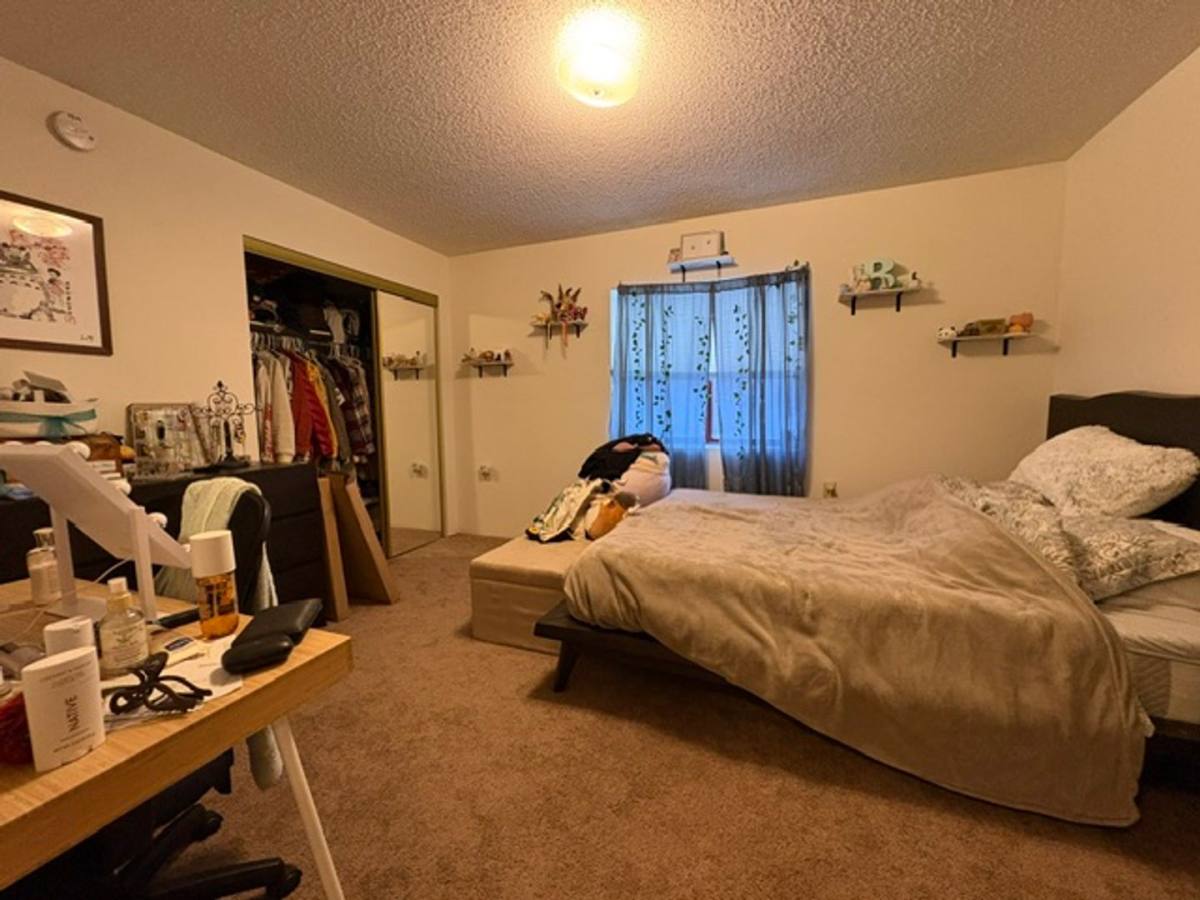 Apartment for rent at 532 S Dubuque St, Iowa City, IA 52240