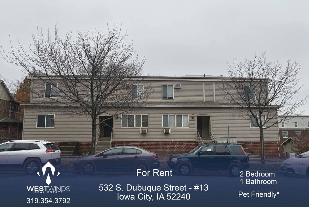 Apartment for rent at 532 S Dubuque St, Iowa City, IA 52240
