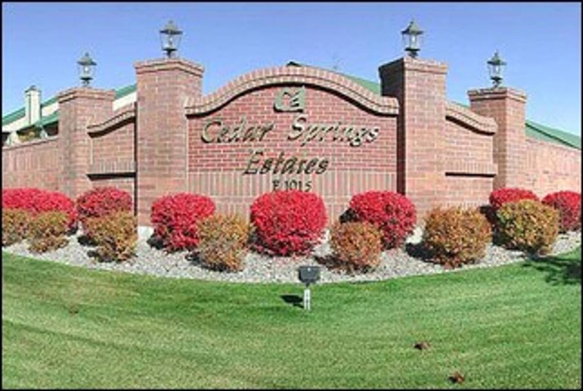 Apartment for rent at 1015 E Cozza Dr, Spokane, WA 99208