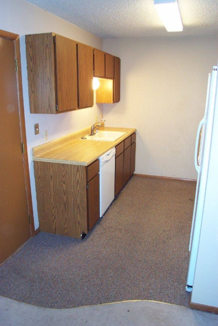 Apartment for rent at 7011-13 W Oneil, Wichita, KS 67212