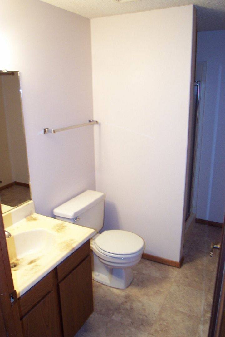 Apartment for rent at 7011-13 W Oneil, Wichita, KS 67212