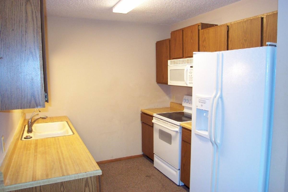 Apartment for rent at 7011-13 W Oneil, Wichita, KS 67212