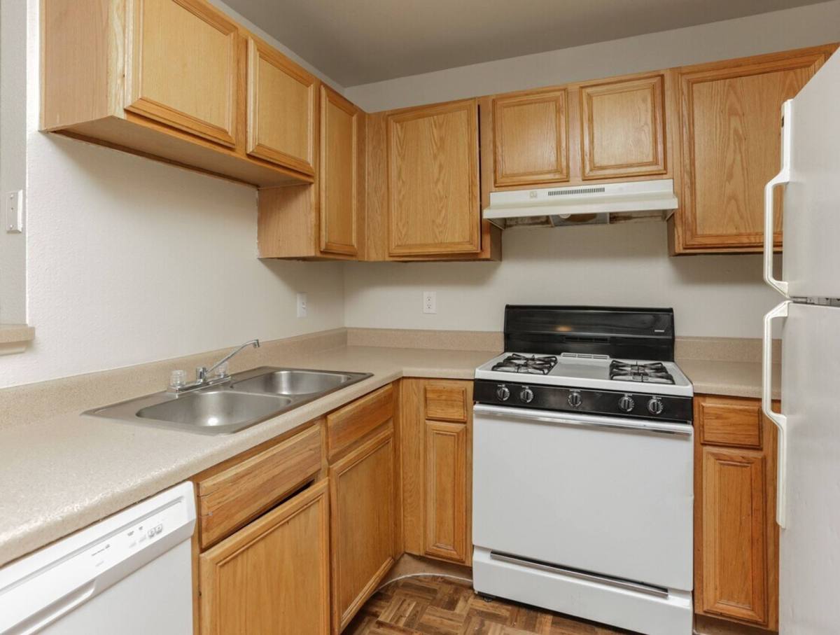 Apartment for rent at 202 W S Ave, Donna, TX 78537