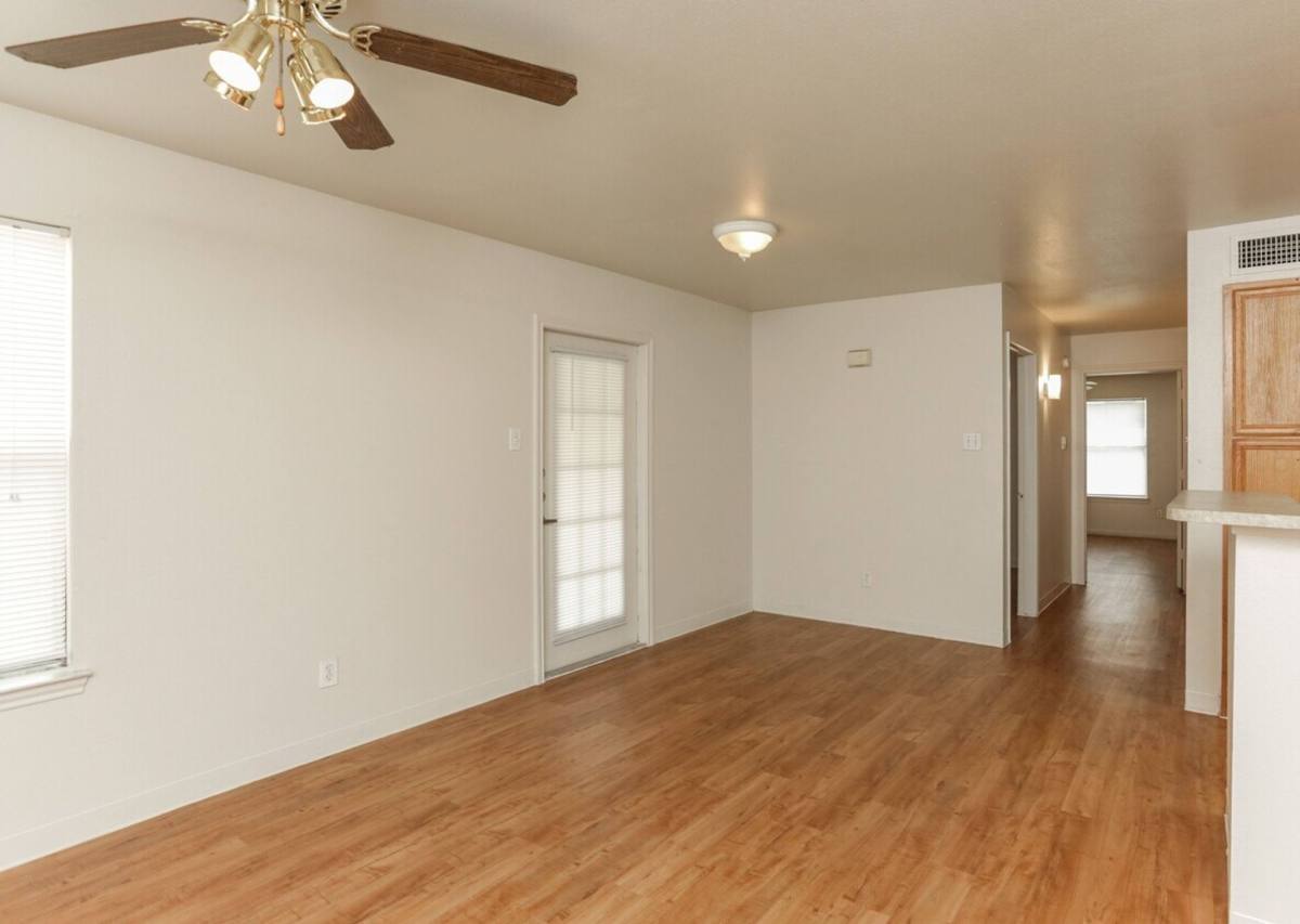 Apartment for rent at 202 W S Ave, Donna, TX 78537