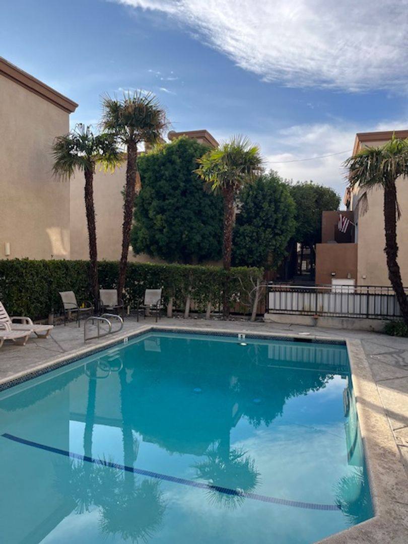 Townhouse for rent at 7700 Topanga Canyon Blvd, Canoga Park, CA 91304