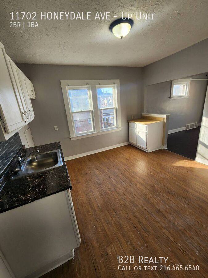 Apartment for rent at 11702 Honeydale Ave, Cleveland, OH 44120