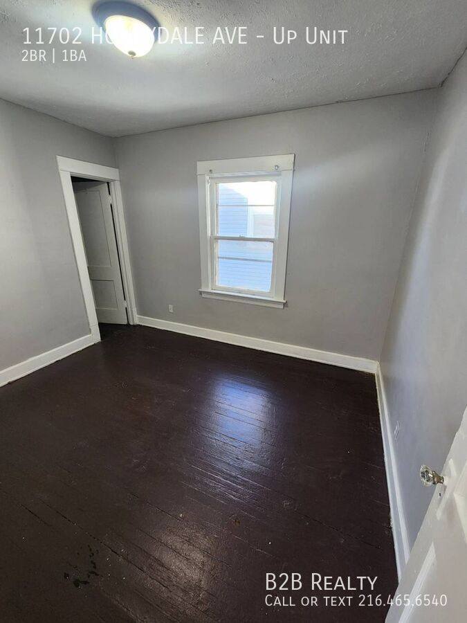 Apartment for rent at 11702 Honeydale Ave, Cleveland, OH 44120