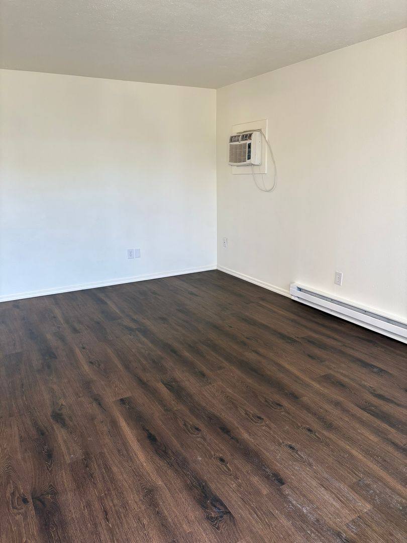 Apartment for rent at 39 E Westview Ave, Spokane, WA 99218