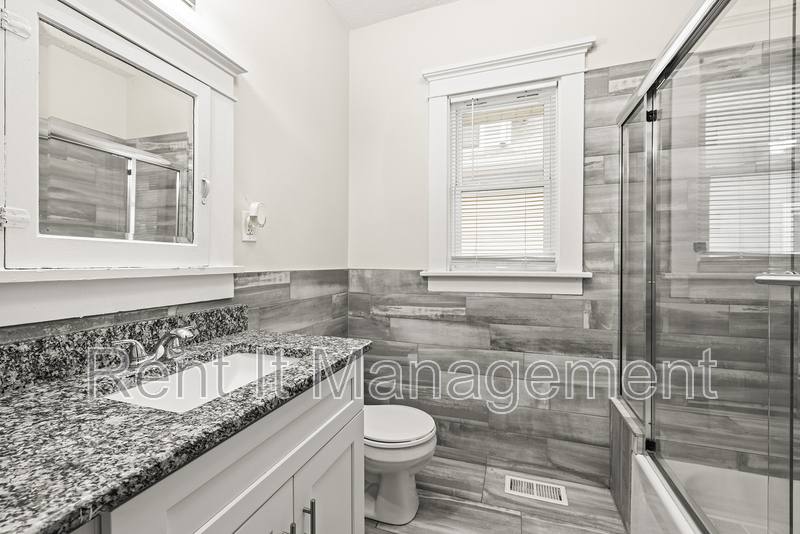House for rent at 2816 N 19th Ave, Omaha, NE 68110