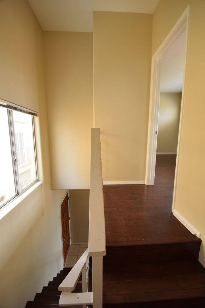 Townhouse for rent at 425 Alvarado St, Los Angeles, CA 90026