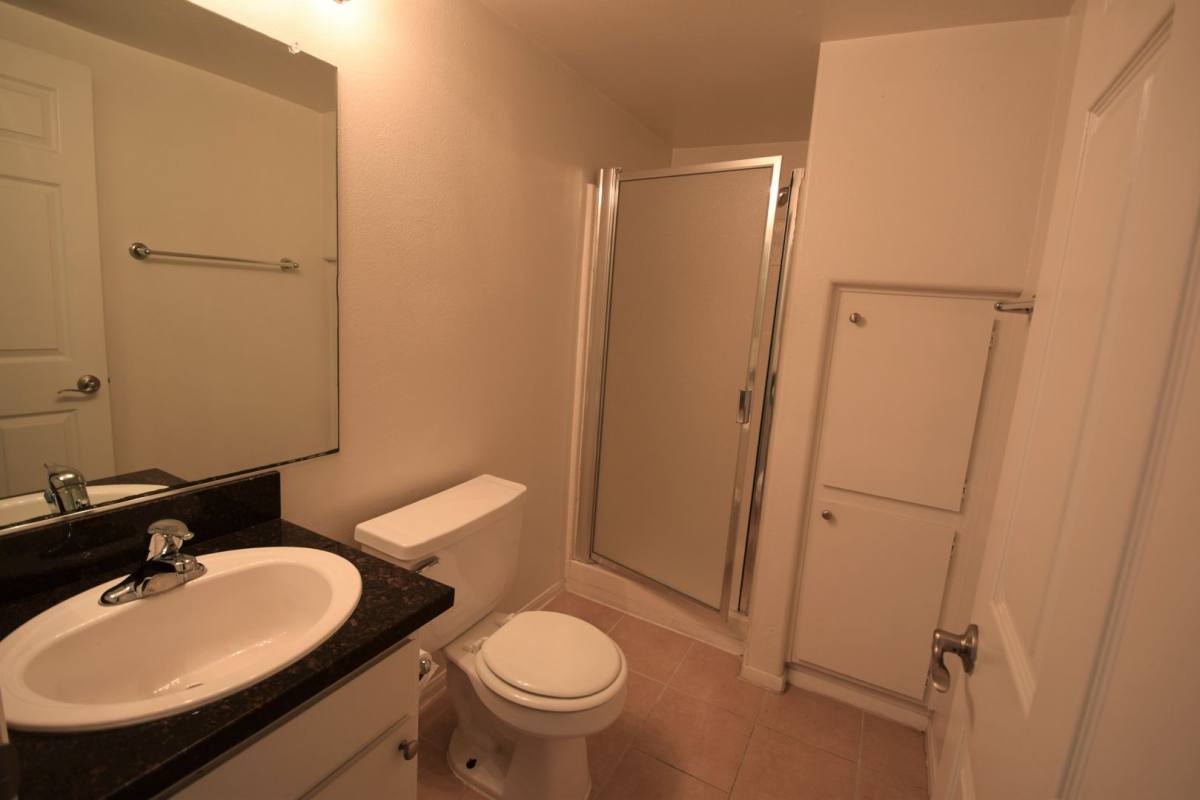 Townhouse for rent at 425 Alvarado St, Los Angeles, CA 90026