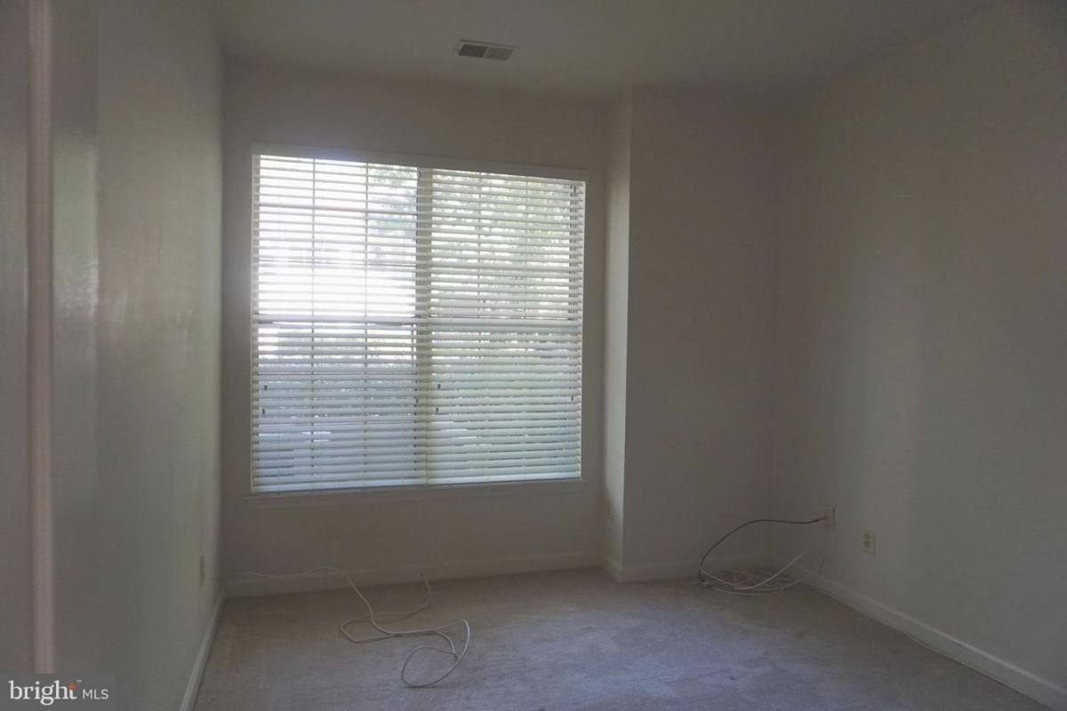 Apartment for rent at 10824 Antigua Terrace, Rockville, MD 20852
