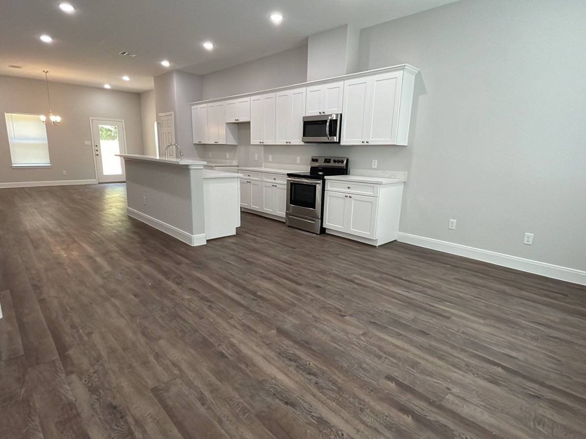 Apartment for rent at 832 Elkhart St, Houston, TX 77091