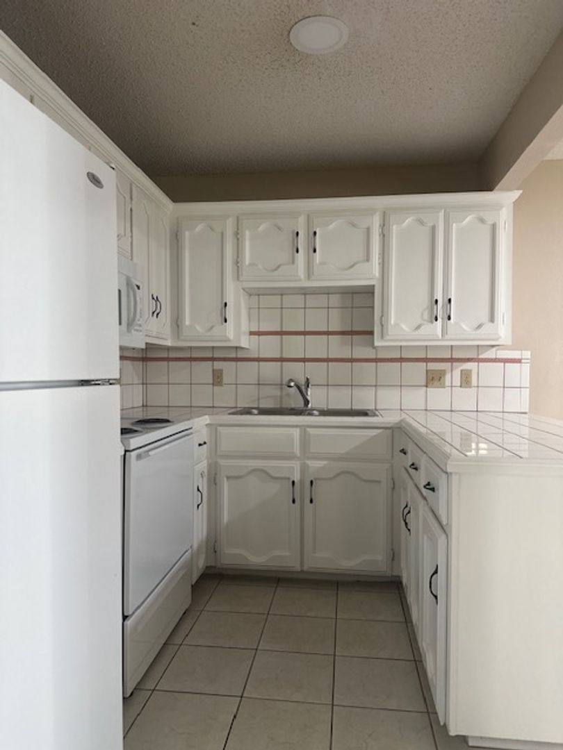 Apartment for rent at 1901 Japonica Ave, McAllen, TX 78501