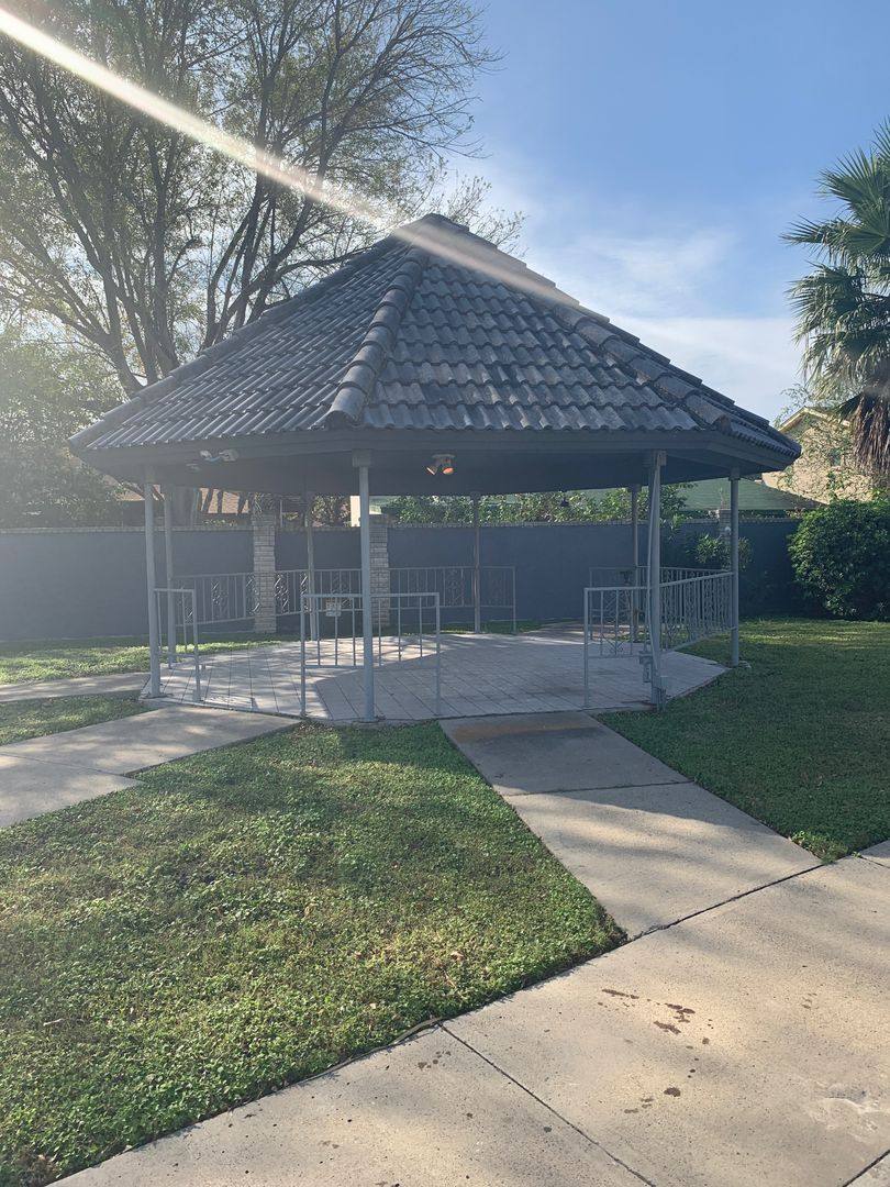 Apartment for rent at 1901 Japonica Ave, McAllen, TX 78501
