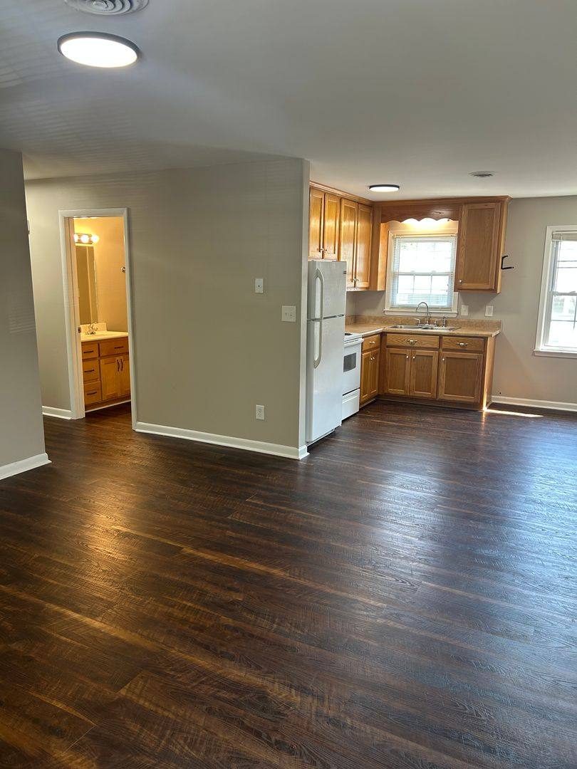Apartment for rent at 303 Fall River Rd, Lawrenceburg, TN 38464