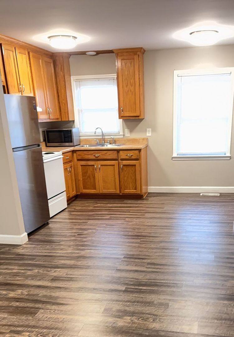Apartment for rent at 303 Fall River Rd, Lawrenceburg, TN 38464