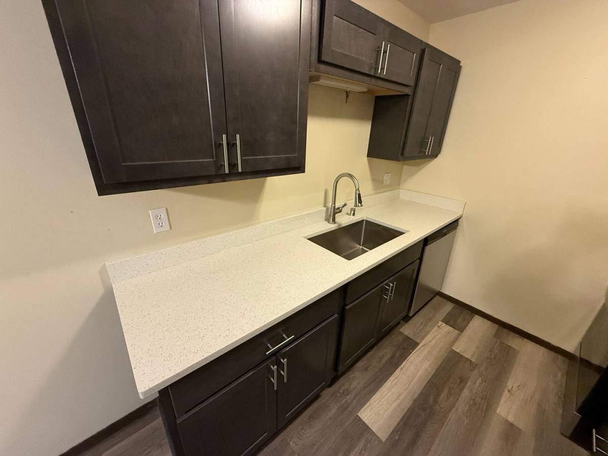 Apartment for rent at 214 Williamsburg Dr, Mequon, WI 53092