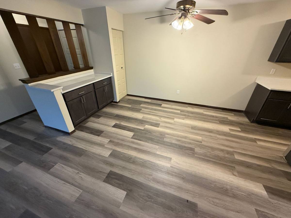 Apartment for rent at 214 Williamsburg Dr, Mequon, WI 53092