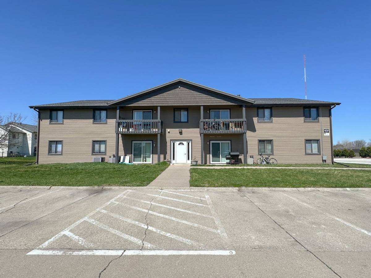 Apartment for rent at 4731 Toronto St, Ames, IA 50014