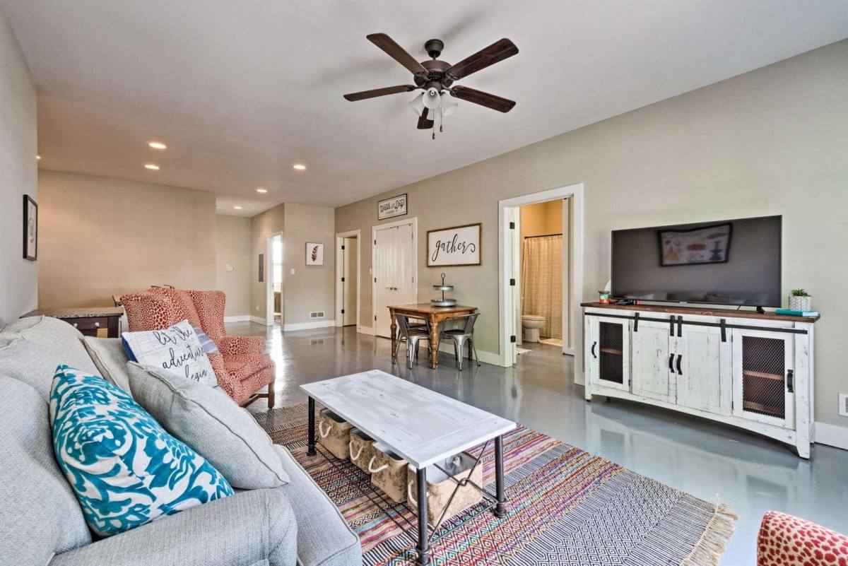 Apartment for rent at 1117 Greenwood Alley, Bowling Green, KY 42101