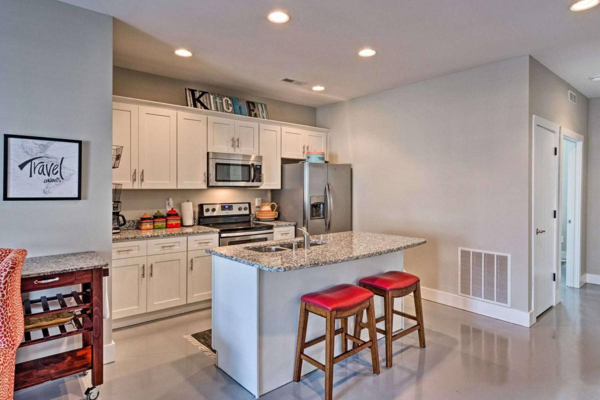 Apartment for rent at 1117 Greenwood Alley, Bowling Green, KY 42101