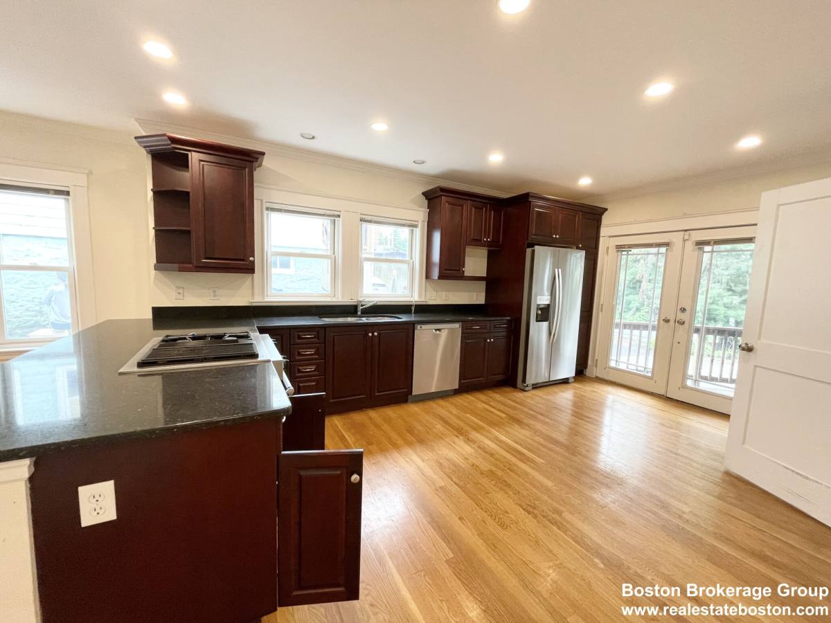 House for rent at 15 Sunset St #1, Roxbury Crossing, MA 02120