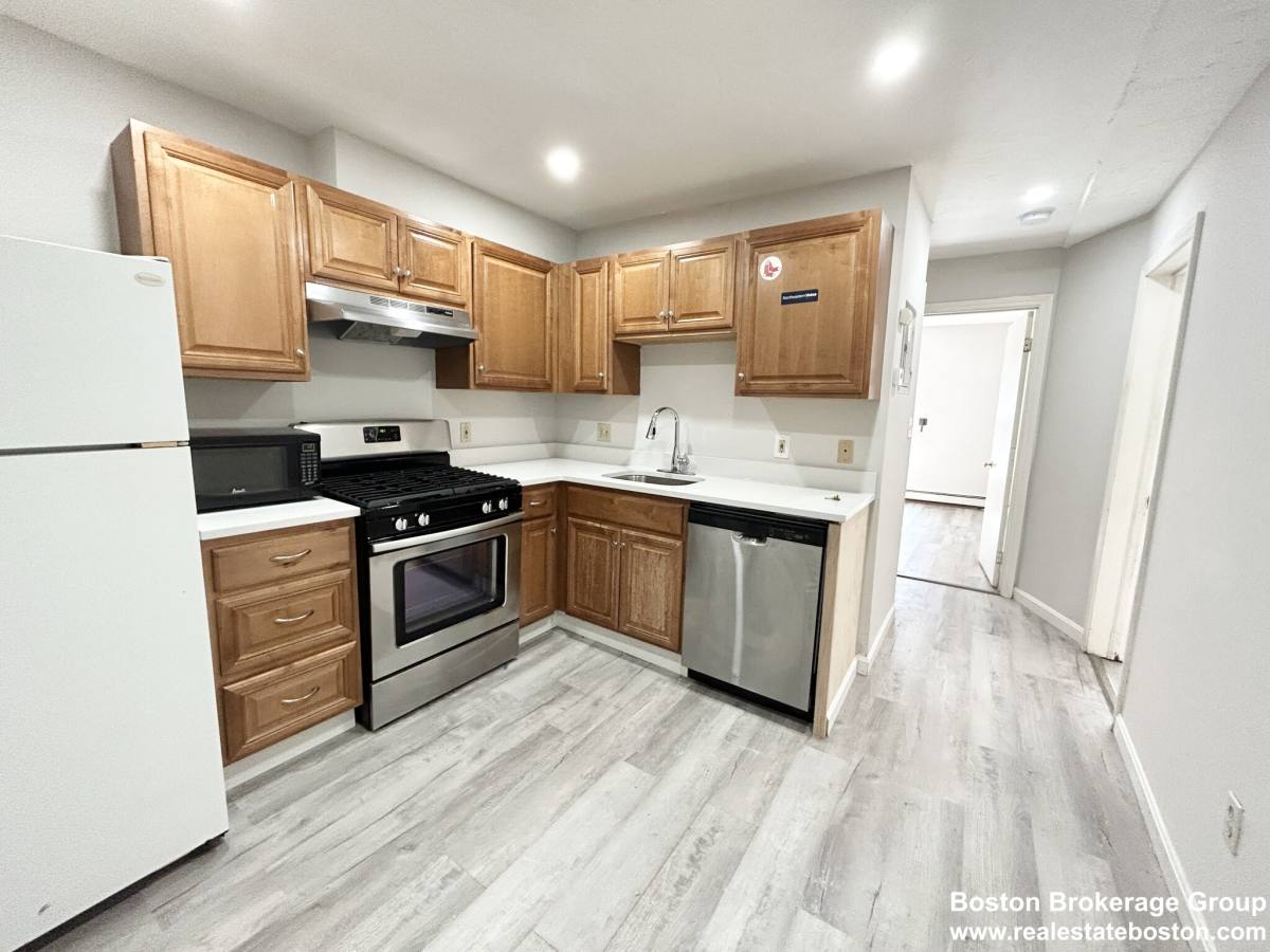 Apartment for rent at 92 Hammond St #1, Roxbury Crossing, MA 02120