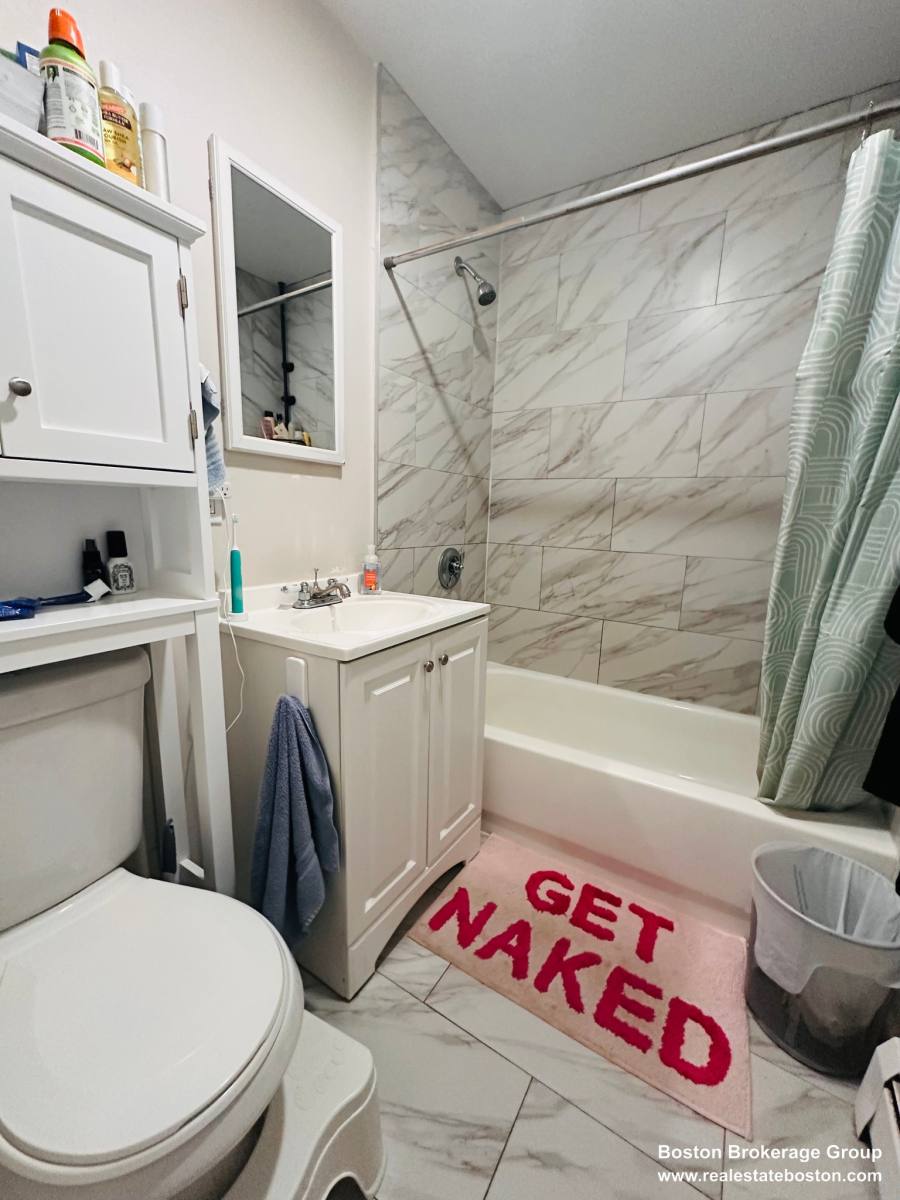 Apartment for rent at 1572 Tremont St #3, Roxbury Crossing, MA 02120