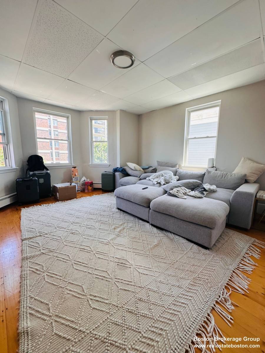 Apartment for rent at 1572 Tremont St #3, Roxbury Crossing, MA 02120