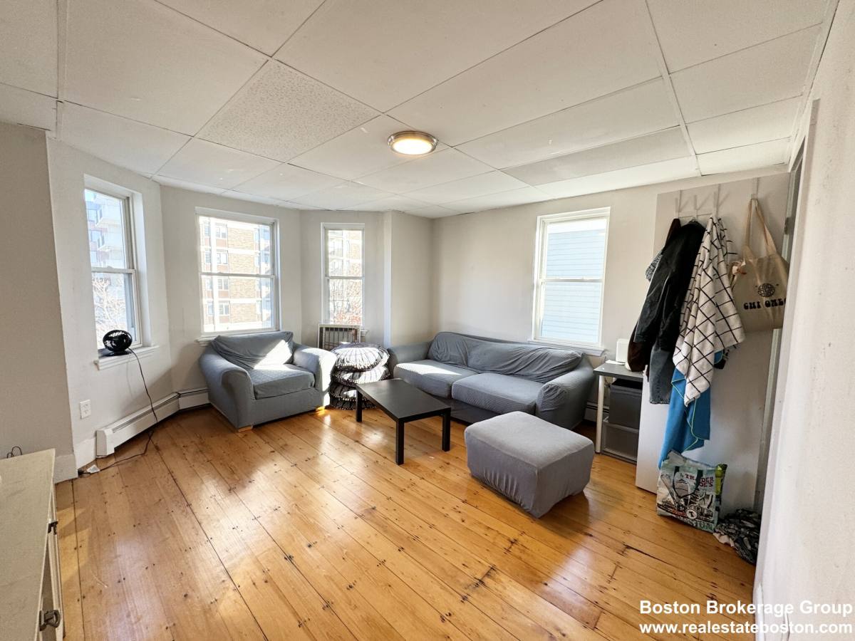 Apartment for rent at 1572 Tremont St #3, Roxbury Crossing, MA 02120